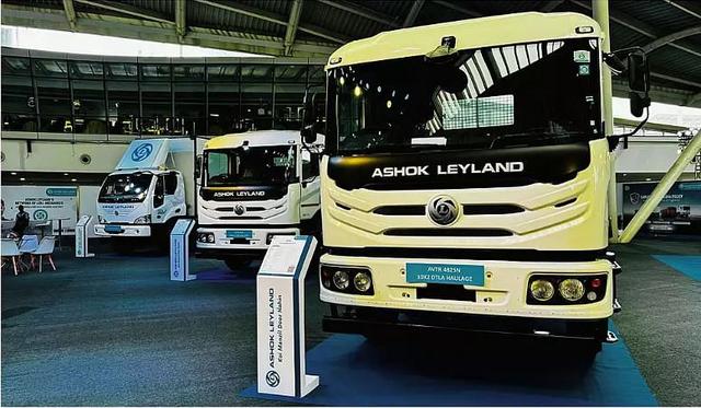 Ashok Leyland Unveils Cutting-Edge MHCV Innovations at Mumbai Mini Expo